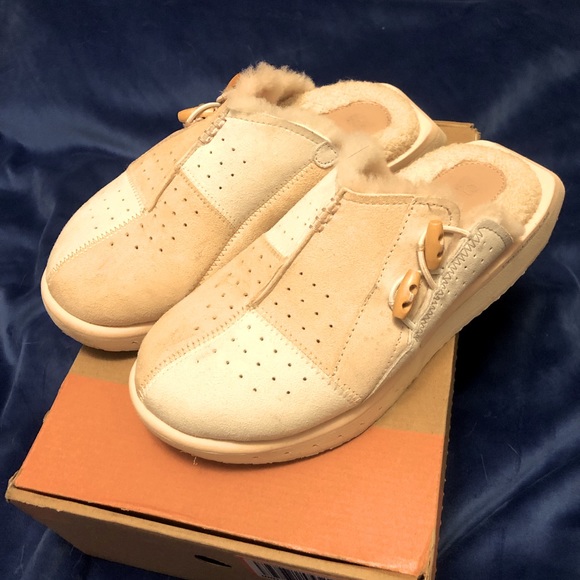 Deckers Lab Ko-Z mule - Picture 2 of 6